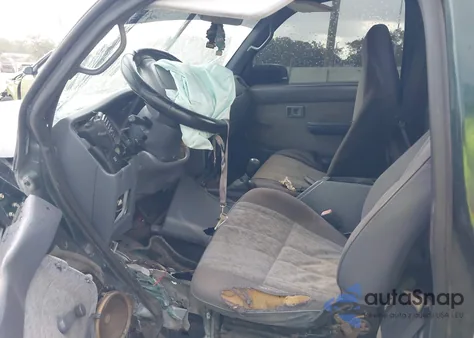 1999 Toyota Tacoma from USA, damaged, VIN 4TAPM62N6XZ511017